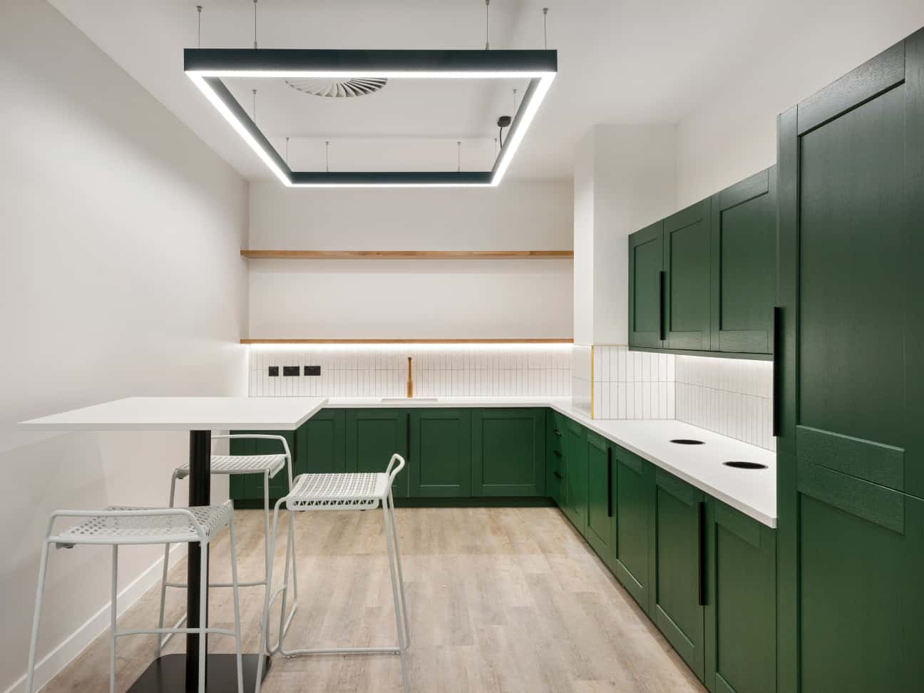 10 whitfield street kitchen